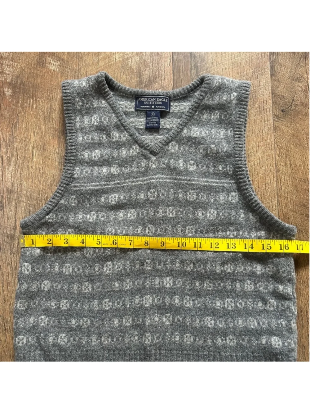 Women's American Eagle Sweater Vest Size S Gray Summer